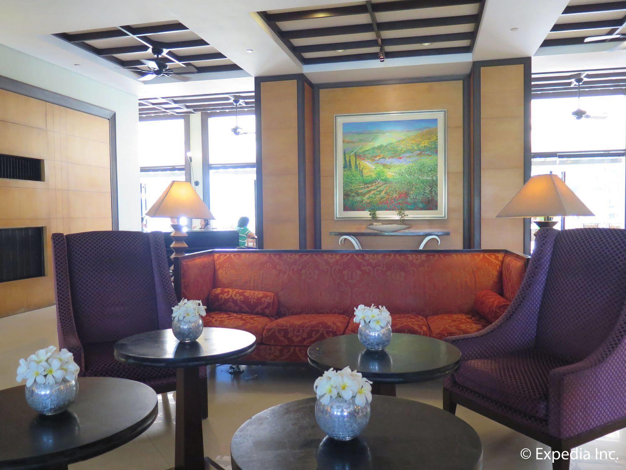 Hotel Pontefino Batangas Exterior photo